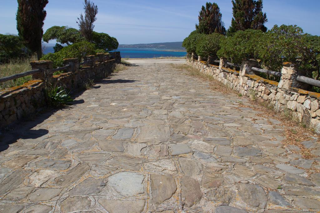 Borgo Spiaggia Vista Mare イーゾラ・ロッサ エクステリア 写真