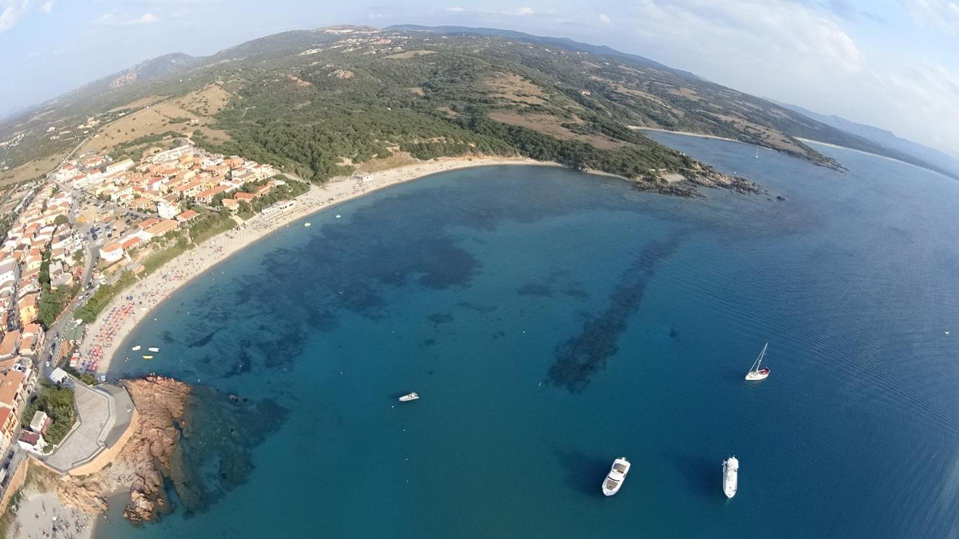 Borgo Spiaggia Vista Mare イーゾラ・ロッサ エクステリア 写真