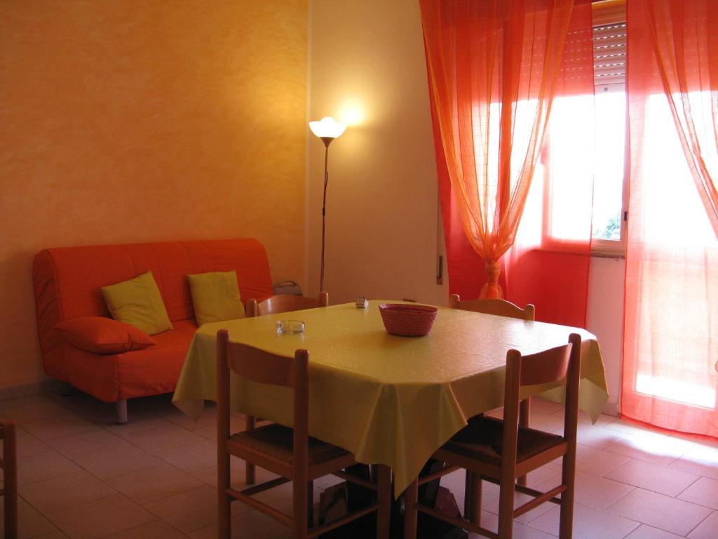 Borgo Spiaggia Vista Mare イーゾラ・ロッサ 部屋 写真