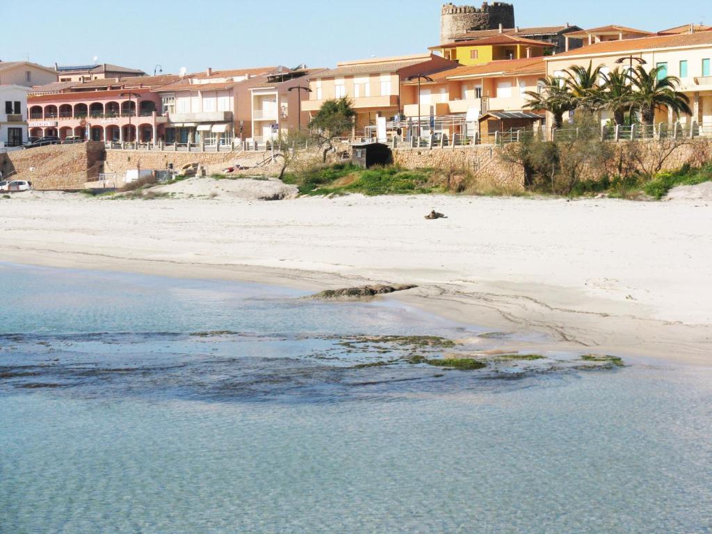 Borgo Spiaggia Vista Mare イーゾラ・ロッサ エクステリア 写真
